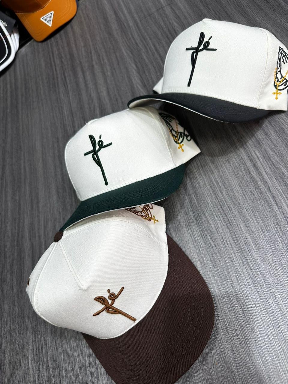 gorra cruz